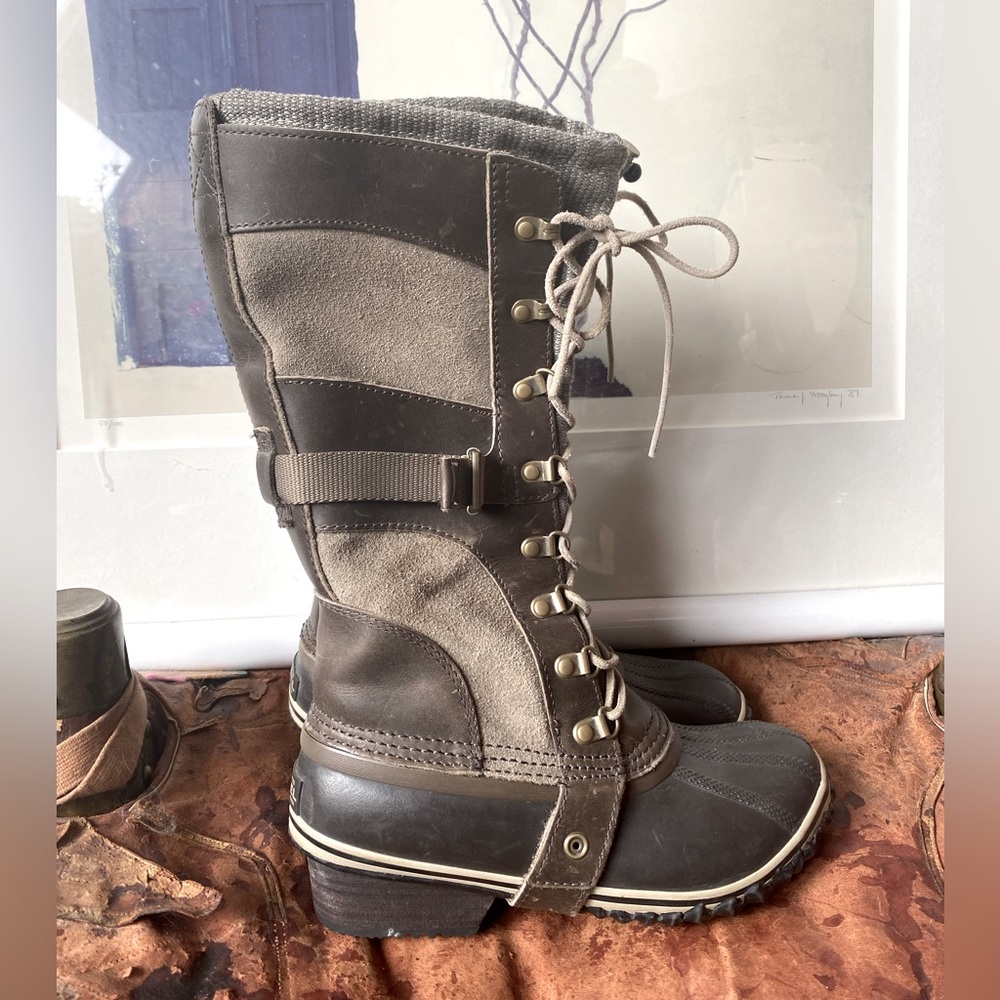 SOREL Carly Conquest I leather duck  boots waterproof size 7